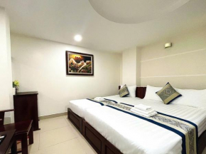 DINH DINH 2 AIRPORT HOTEL